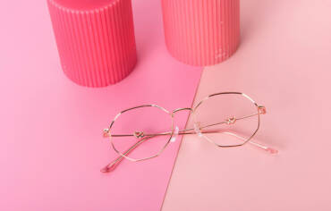 輕巧眼鏡的進化美學：配戴舒適的科技革新